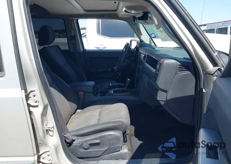 2009 Jeep Commander Sport из США, поврежденный, VIN 1J8HH48K29C519418